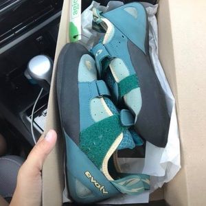 Evolv elektra climbing shoes